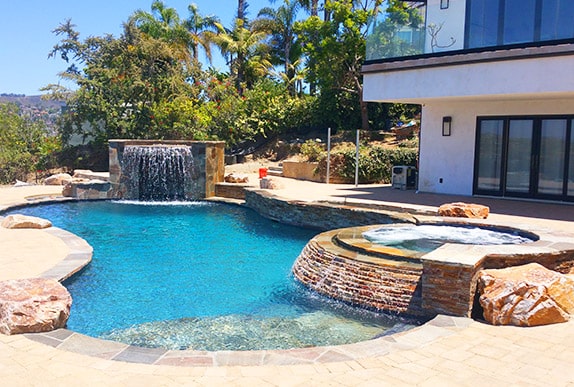 Seamless Pool Installations: Effortless Aquatic Retreats Seamless Pool Installations: Effortless Aquatic Retreats
